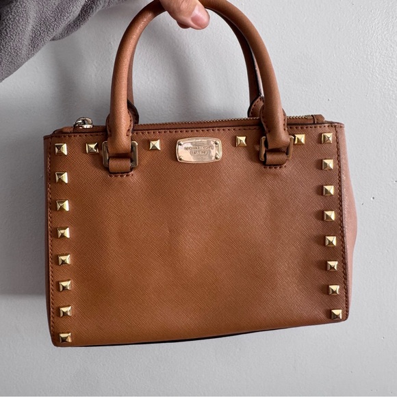 Michael Kors Brown Studded Handbag and Wallet Set - Picture 2 of 8